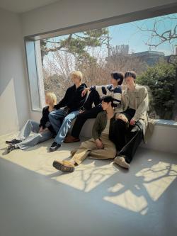 제너럴아이디어, 아이덴티티와 SS 협업 컬렉션 전개