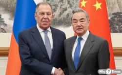 중러 외교장관 베이징 회담... 미국 호르무즈 역봉쇄 속 전략 공조 강화