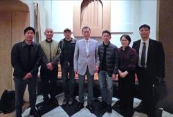 “뉴욕 한복판서 K-푸드 영토 넓힌다… 홍문표 aT 사장 현장 행보”