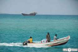 후티 반군, "바브엘만데브 해협 영구 봉쇄" 위협… 글로벌 물류 대재앙 우려