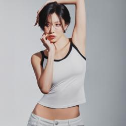 컴포트랩 X 화사 ‘I love my curve’ 캠페인 전개