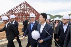 김민석 총리, 여수 섬박람회 주행사장 점검…“지자체 책임·콘셉트 강화 필요”