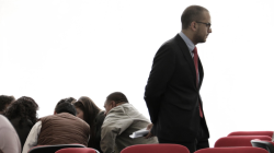 “참~ 쉽죠?”... 교수님만 쉬워요!