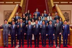 이재명 대통령, 비교섭·무소속 의원들과 오찬…“정치 통합으로 위기 극복해야”