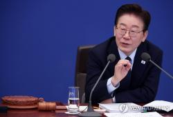 李대통령 "농사 짓지 않는 사람은 농지 갖고있지 못하도록 해야"