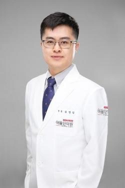 편평사마귀, 쥐젖·비립종과 감별 진단 필요