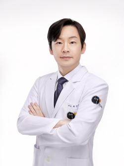 지루성피부염, 여드름과 감별 중요
