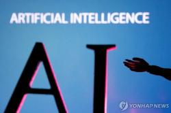 중국 IT·미디어 업계 AI 대체 가속화…당국 눈치에 '조용한 해고' 확산