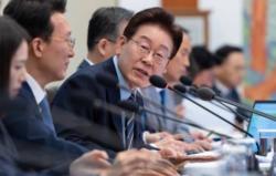 이재명 대통령, 잠실 시위 불법행위 강경 대응 지시…"업무방해·출입통제 엄정 수사"