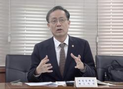 고용 17개월 만에 감소 전환… 정부, 일자리전담반 가동해 업종별 대책 마련