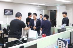 김진경 경기도의회  의장, 임기 마지막 날 직원들과 ‘아름다운 마무리’