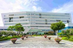 이병도 충남교육감 1호 결재는 '교권보호관'…7월 출범