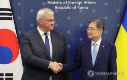 우크라, 북한군 포로 한국행 청신호