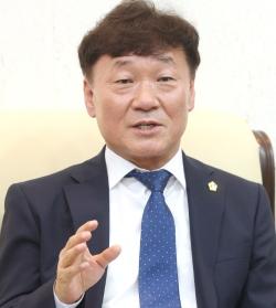 [인터뷰] 남종섭 경기도의회 의장 “지방의회법 제정이 마지막 사명…도민 삶 중심 의회 만들겠다”