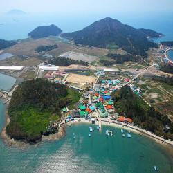 새만금 해양레저파크 `오션 팔레트` 개장…서해안 관광 랜드마크 도약