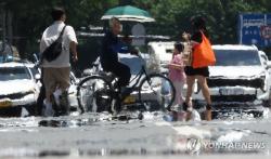 경북 경산 기온 한때 40도 육박 논산 등 …전국 폭염에 휩싸여