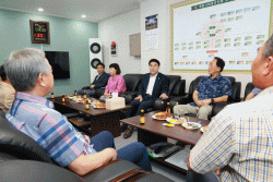 계룡시, 시민사회와 소통 확대...생활밀착 행정 폭 넓힌다  - 문화·복지·보훈·경제 분야 기관·단체 방문...생활 현장 목소리 청취 -