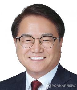 인사비위 혐의 수사받던 김하수 전 청도군수 숨진 채 발견(종합2보)