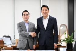 오세훈 서울시장, 기획예산처장관 면담… 노후 기반시설 국비 지원 확대 요청