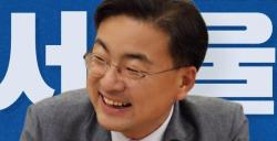 신장식, 조국혁신당 새 대표 선출…“검찰개혁 완수” 민주당과 통합 가능성도 열어둬