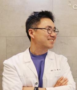 여름철 반복되는 피부 트러블, 지루성피부염이라면 관리 방향부터 달라야