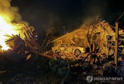 우크라이나, 러시아 후방 2,200km 석유공장 드론 타격…에너지 공급망 집중 공략