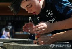 폭염·가뭄·산불 '삼중고'… 유럽 한여름 총체적 재난과 사투
