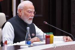 모디 인도 총리, SCO 회의서 파키스탄·중국 동시 겨냥