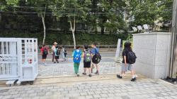 서울시, 싱크홀·화재 막고 등굣길 지킨 우수 학교보안관 20명 표창