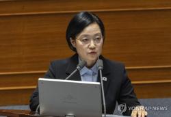 韓총리 "지지율로 민심의 소리 들어…엄중하고 무겁게 생각"(종합)
