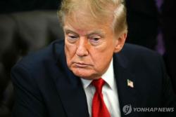 트럼프 "언제 이란 날려버릴지가 문제"…중동 긴장 최고조