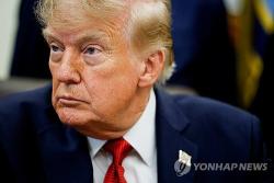 트럼프 "슈퍼 지능 개발 속도 유지…미중 정상회담서 AI 논의"