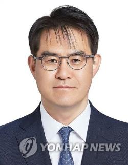 김형근 초대 수원중수청장, 검사 시절 음주운전으로 견책 처분