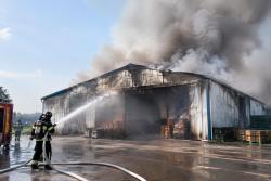 전주 원동 배 창고 화재 3시간 만에 진화