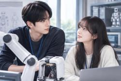 추영우·김소현 ‘연애박사’…로봇 연구실서 만난 인연