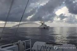 중국·필리핀, 영유권 분쟁해역서 환자 이송 두고 물대포 마찰