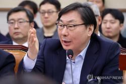 與김한규 "이화영은 개인 비리도 있어…李대통령 사건과 달라"