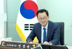 AI부터 드론·로봇축구·3D프린팅까지… 민경선 고양시장 “도서관 첨단 기술 교육으로 미래 인재 키운다”