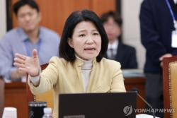 [속보] 헌재, 국정감사 이진숙 위원 제척 관련 가처분 일부 인용